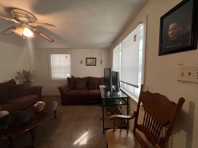 Photo - Home located minutes from Dunn, Nice large lot