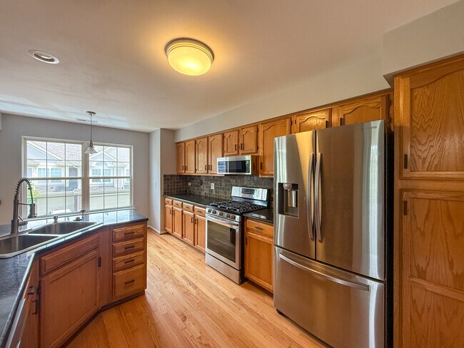 Photo - 1275 Old Mill Ln