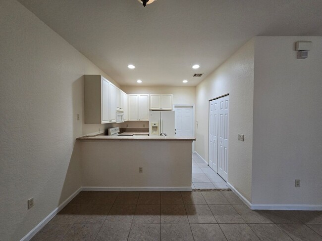 Photo - ANNUAL RENTAL - 3/2 BRADFORD PLACE