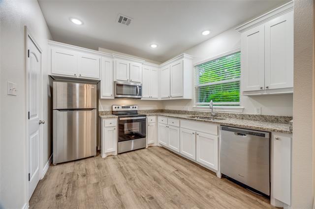 Photo - 2901 S Scullin Ave