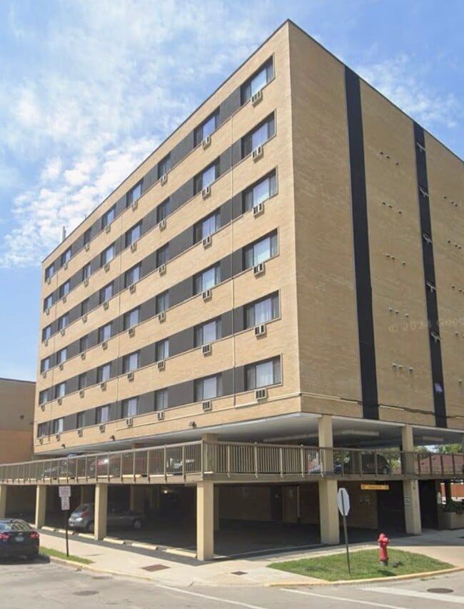 Building Photo - 7300 W North Ave Rental