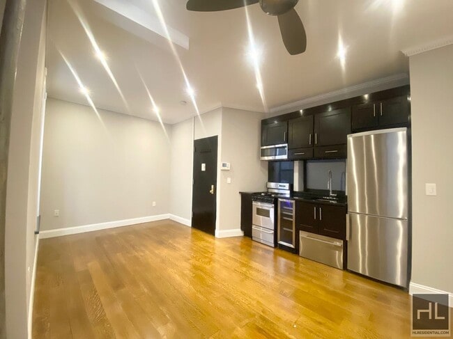 Building Photo - West 103rd Street Unit 2F