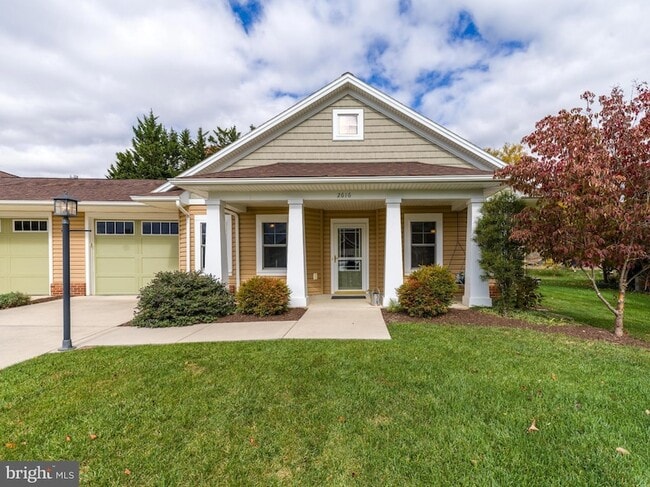 Building Photo - 2616 Greenport Dr