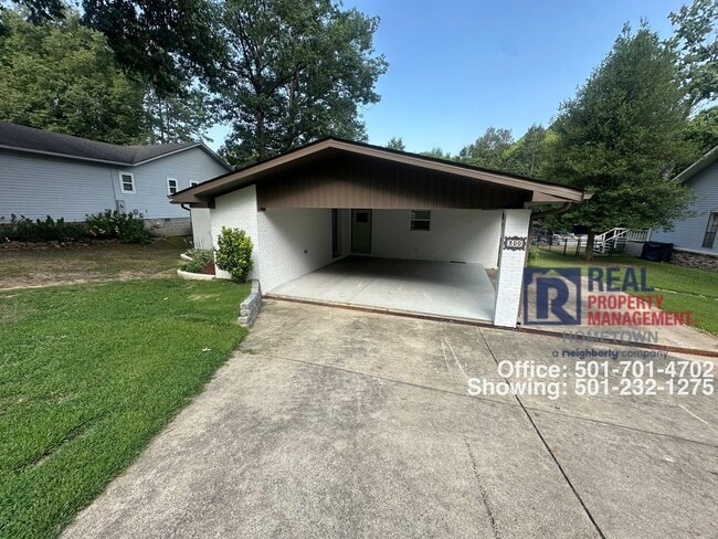 Photo - 300 W Mountain View Dr