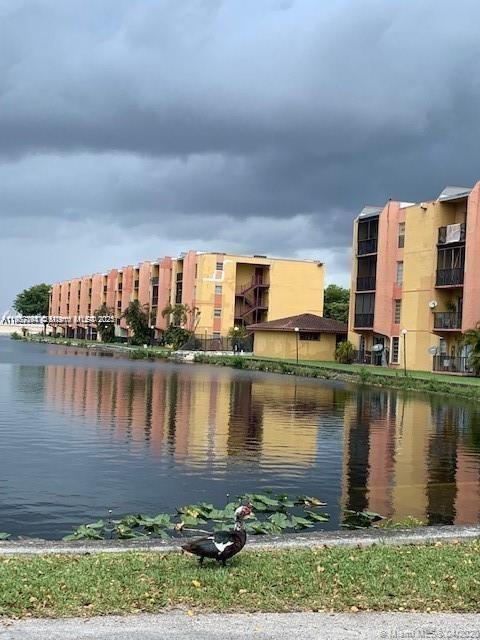 Building Photo - 4803 NW 7th St Unit 403-14