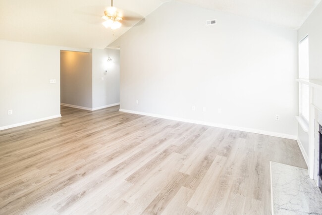 Photo - 1358 Belle Grove Cir