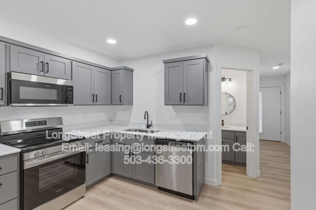 Photo - 832 S 19th St