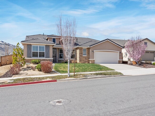 Building Photo - Located in the Exclusive Somersett Regency...