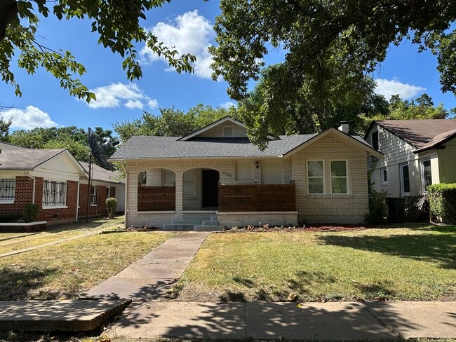 Building Photo - 1126 Pioneer Dr Rental