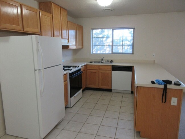 Photo - Move-In Discount - 2 bedroom, 2 bathroom apartment