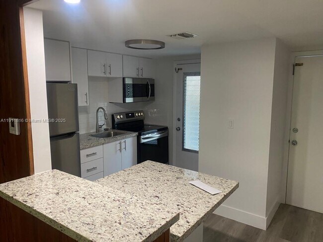 Photo - 24 Calabria Ave Unit 10