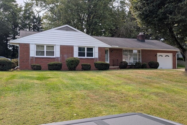 Building Photo - BEL AIR - GREEN VALLEY MANOR Rental