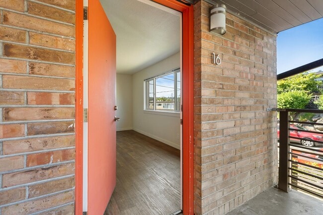 Photo - Pearl Street (3919)