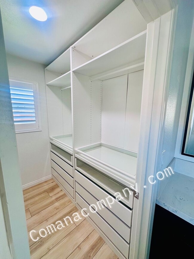 Photo - Beautiful 4-Bedroom Home with Private Pool in Chula Vista