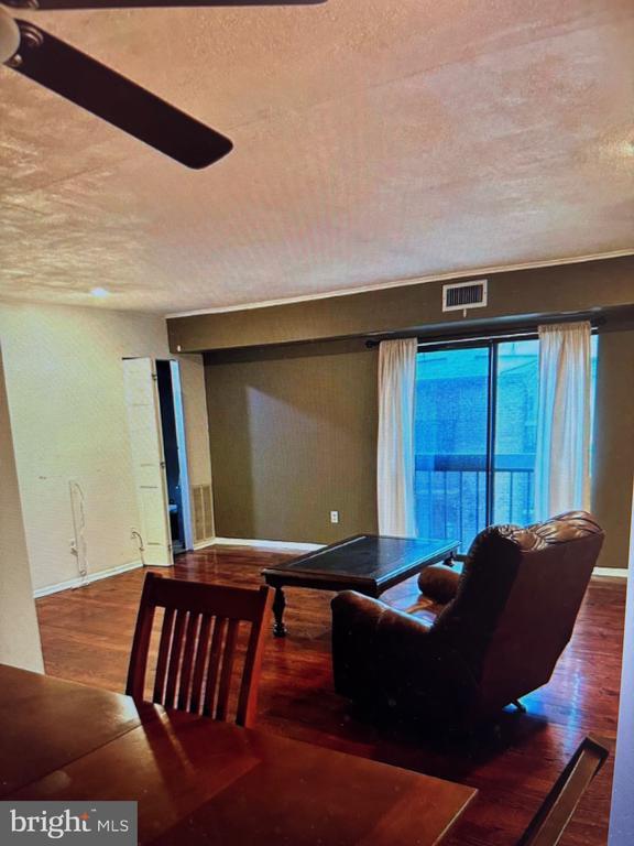 Photo - 50301 Delaire Landing Rd Unit 301