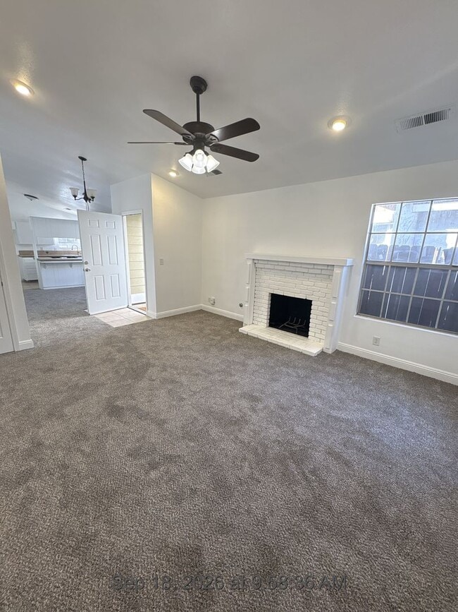 1432 E Babcock Ave