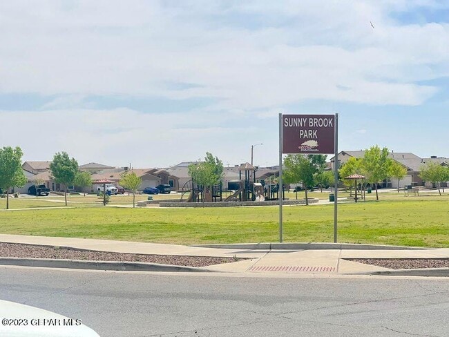 Photo - 14536 Shady River