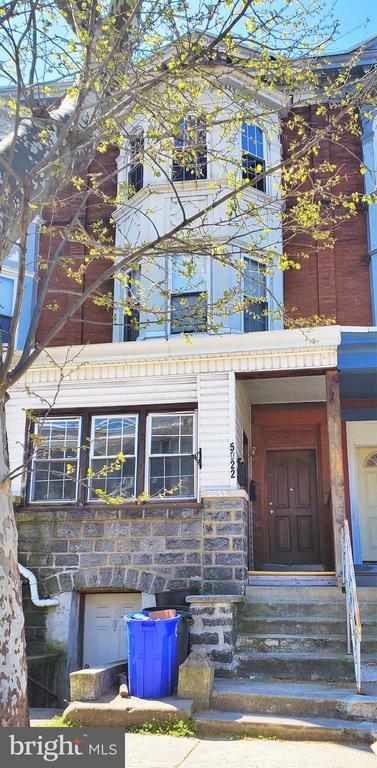 Building Photo - 5022 Walnut St Rental
