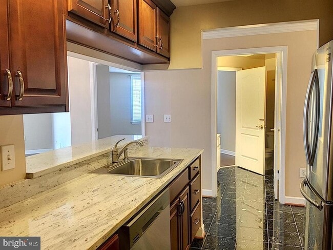 Building Photo - 901 N Monroe St Unit 1315