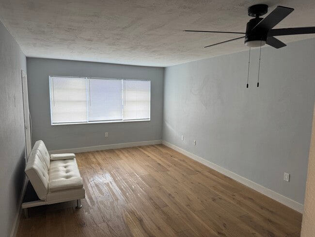 Building Photo - 6720 Arbor Dr Unit 207