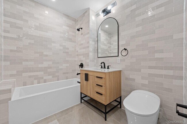 Photo - 310 Fenimore St