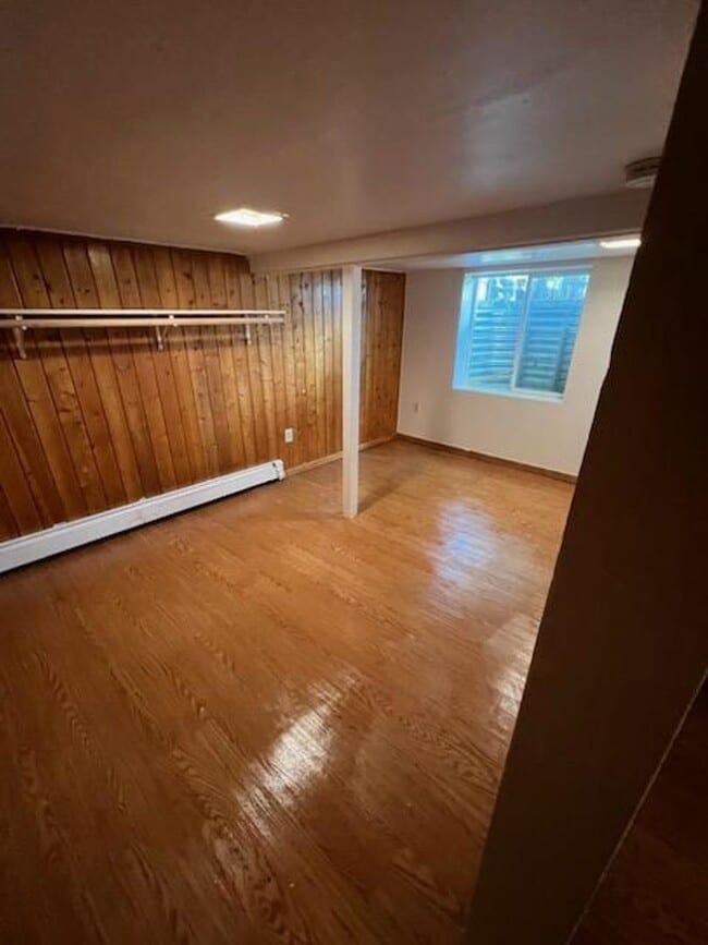Building Photo - Current Property Management LLC Unit B Rental