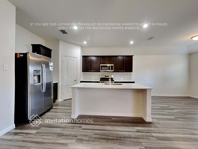 Photo - 1341 Rembrandt Dr