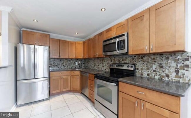 Photo - 10869 Harrow Rd