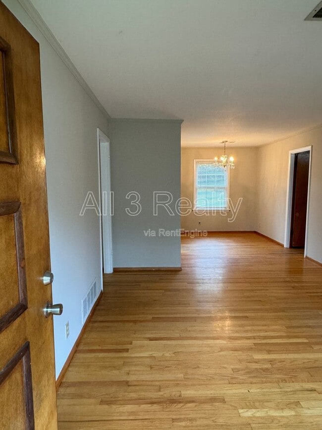 Photo - 3390 Arborfield Rd
