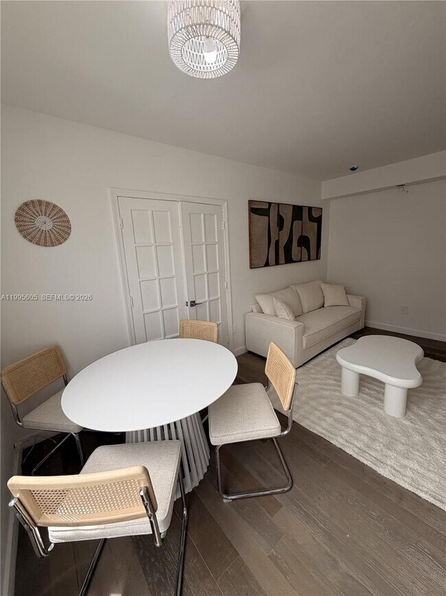 Photo - 605 Euclid Ave Unit 106