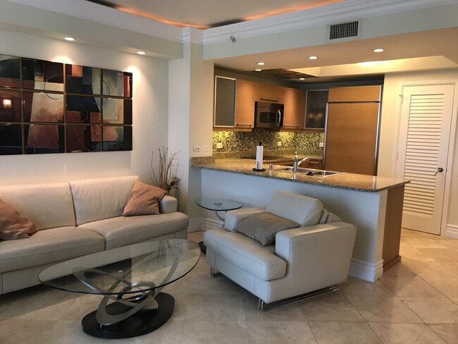 Photo - Turnberry Towers East-Phenomenal Upscale 1 Bdrm/1.5 Bath Condo on 17th Floor!