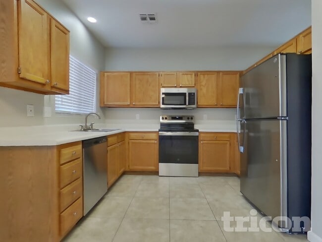 Photo - 625 N Hamilton St