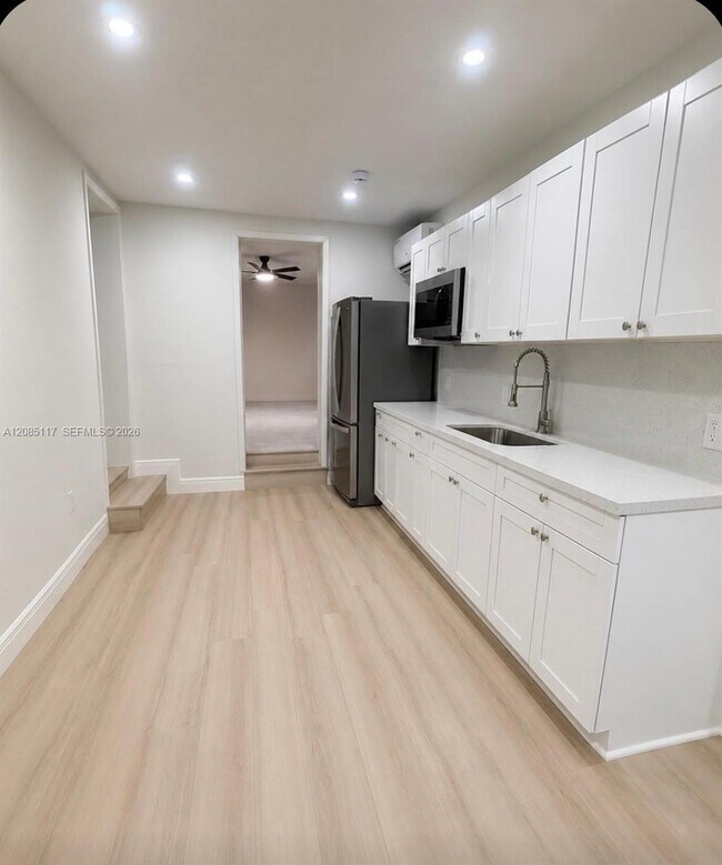 Photo - 600 NW 108th St Unit 2