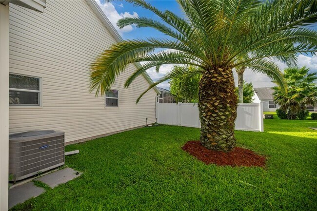 Photo - 5087 NE 121st Ave