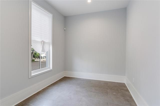 Photo - 3431 Chartres St