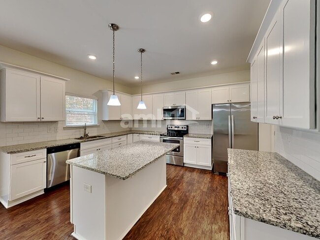 Photo - 456 Pearson Cir