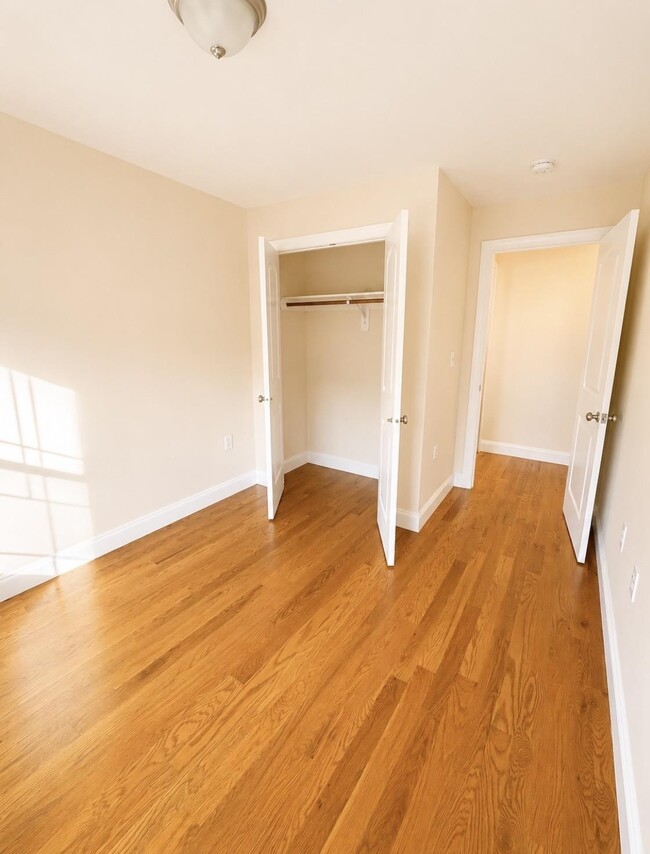 Photo - 123 St Pauls Ave