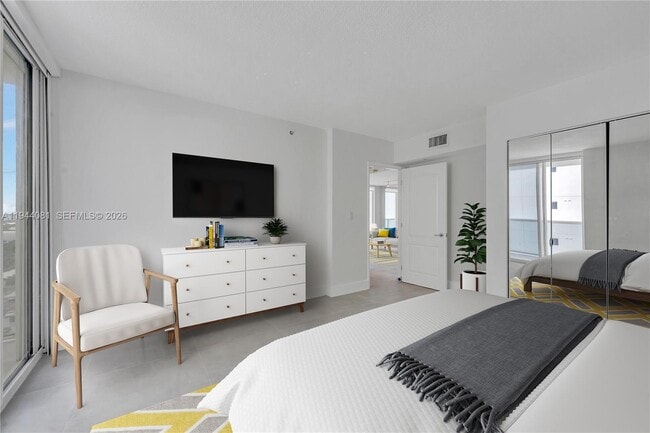 Photo - 1800 Sunset Harbour Dr Unit 1815