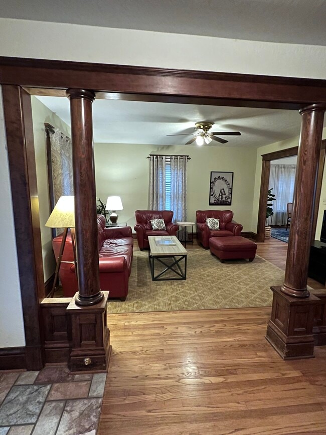 Photo - 217 N 9th St