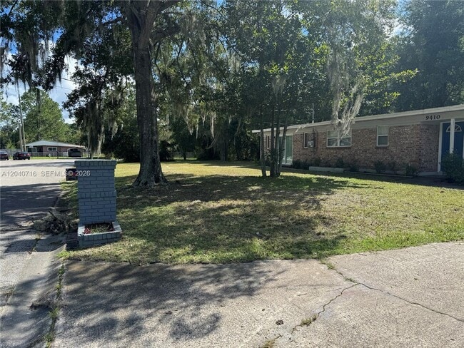 Photo - 9410 Gilchrist Ct