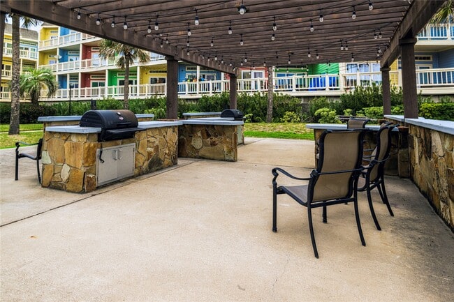 Photo - 7820 Seawall Blvd Unit 322