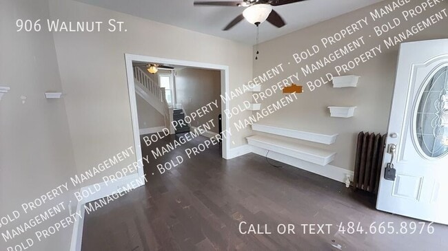 Photo - 906 Walnut St