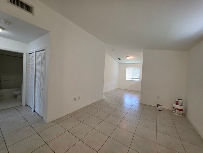 3398 NE 9th Dr Unit Malibu Bay