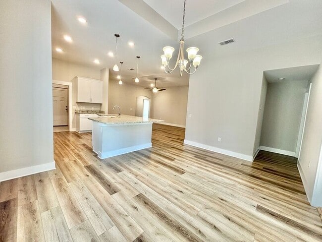 Photo - 5655 Dunridge Drive