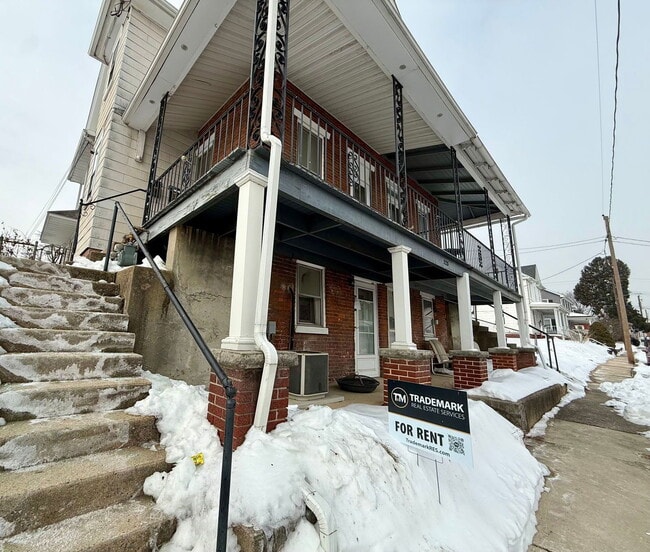 Photo - 528 Market St