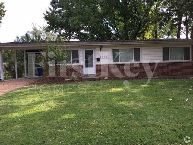 Building Photo - 2440 Parker Rd Rental