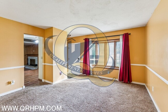Photo - Spacious Ranch with Over 2,200 Finished Sq...