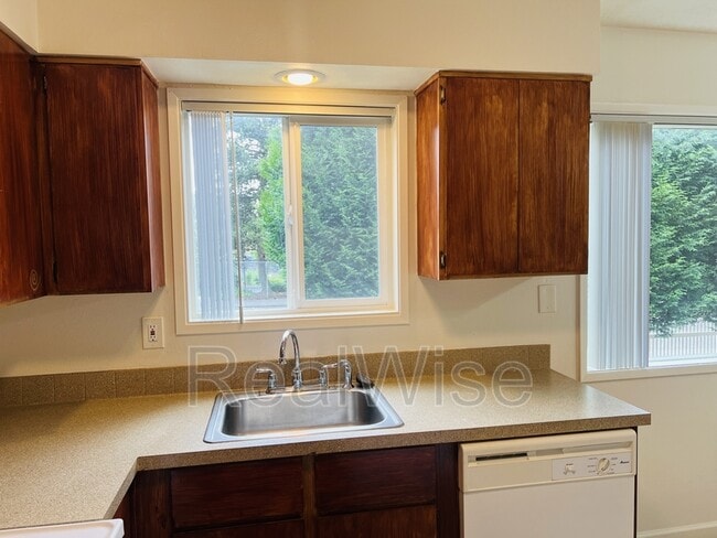 2629 SE 145th Ave