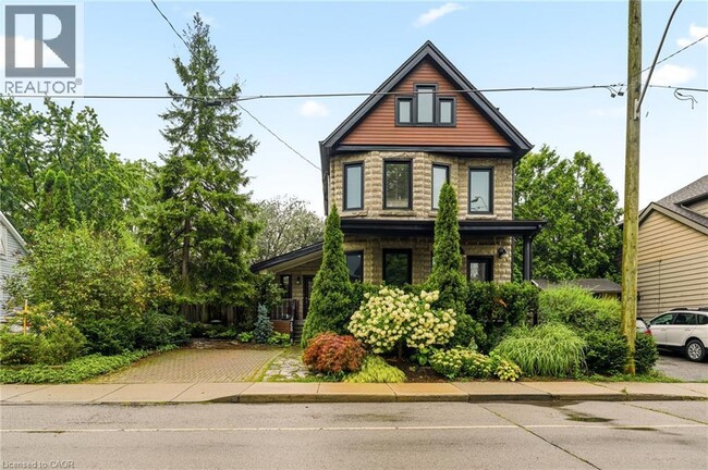 Photo - 359 Herkimer St