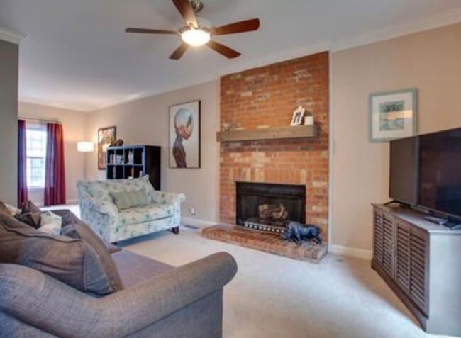 Photo - 232 N Clematis Ct